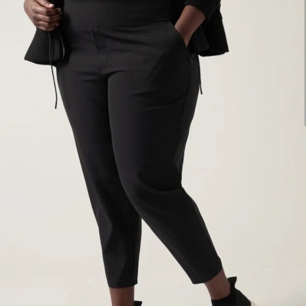 Athleta Pull on ankle Athleasure Black Women's Strechy Pants side satin Sripe